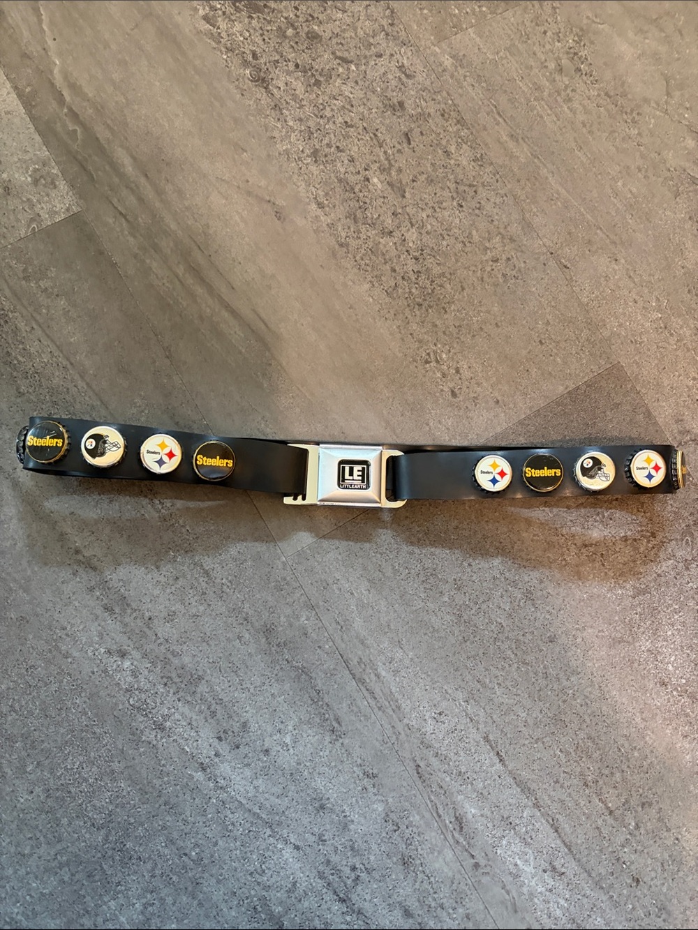 Pittsburg SteelersLittle Earth Black Seatbelt-Style Logo Belt with Silver Buckle